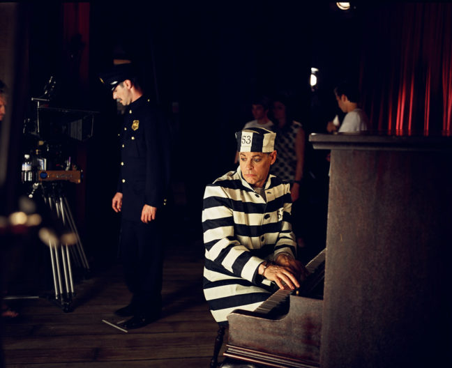 <p><i>Görsel/image: Rodney Graham, A Reverie Interrupted by the Police [Polisin Yarıda Kestiği Bir Düş], 2003, Hauser & Wirth, Zürih; Lisson Gallery, Londra; 303 Gallery, New York</i></p>